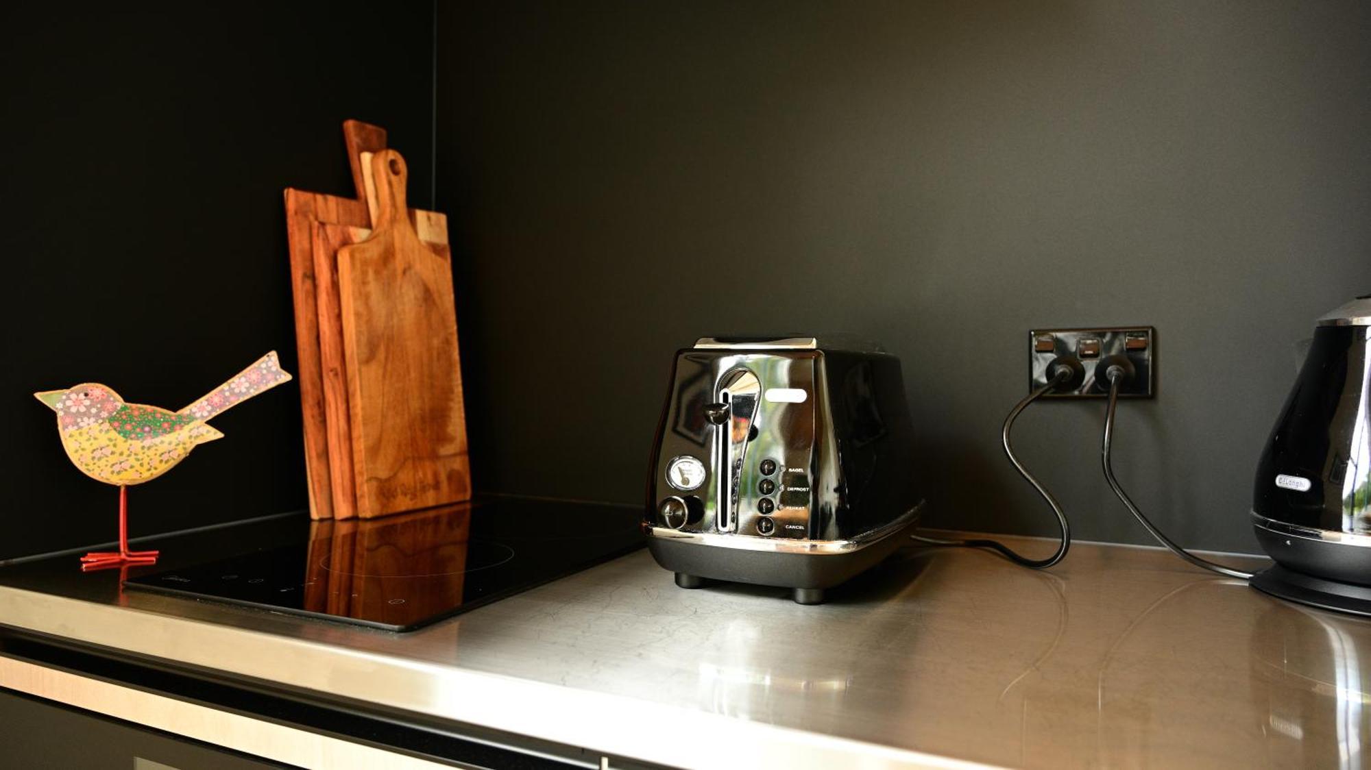 Kaka Ridge Retreat Luxury Cottage Tawharanui 外观 照片