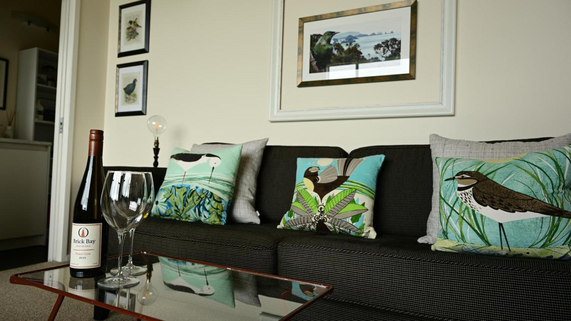 Kaka Ridge Retreat Luxury Cottage Tawharanui 外观 照片